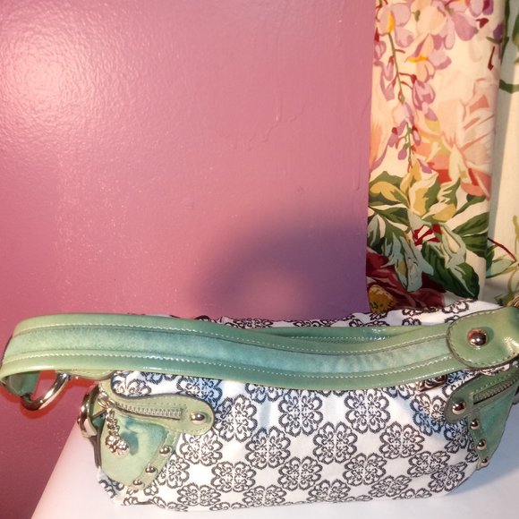 Kathy Van Zeeland Bags Kathy Van Zeeland Green And White Floral